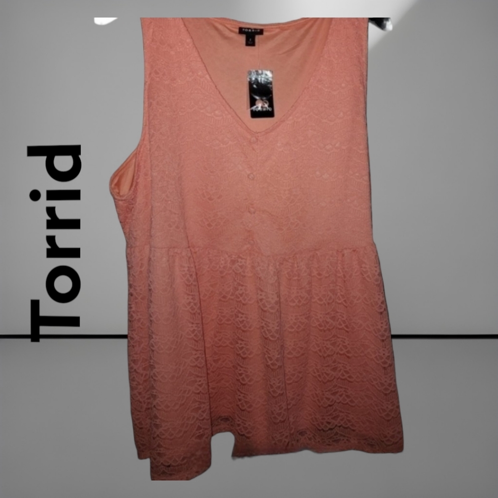 New Torrid Peach colored sleeveless women's top, Women's Size 4X
